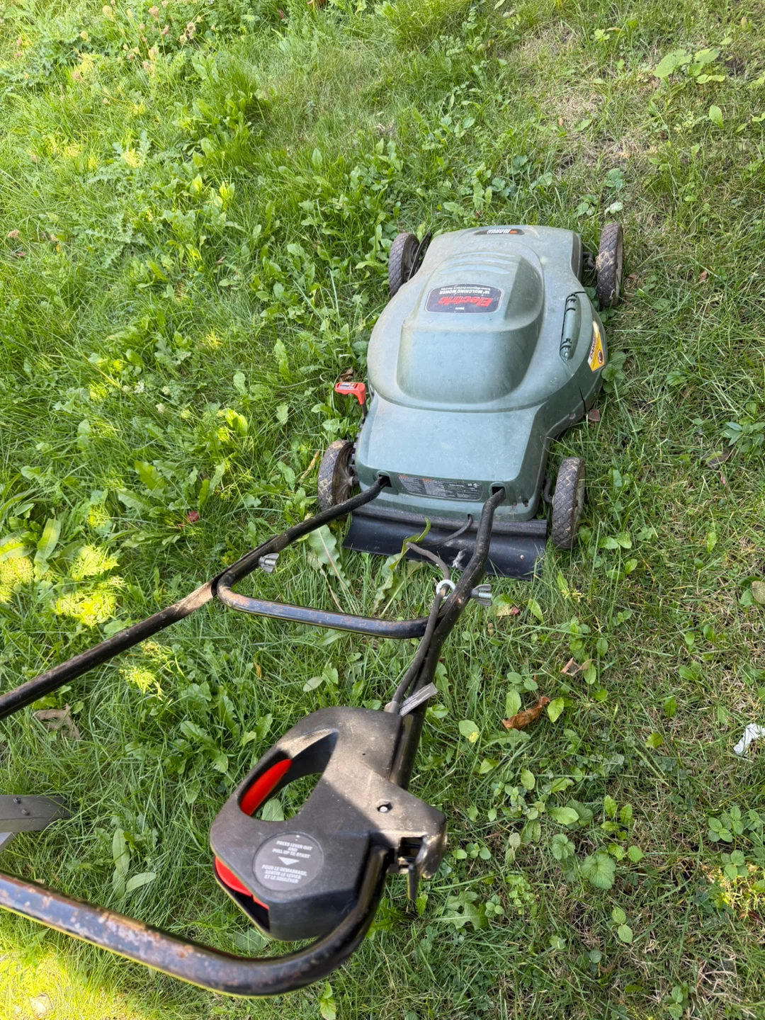 Black & Decker 18 Inch Electric Mulching Mower