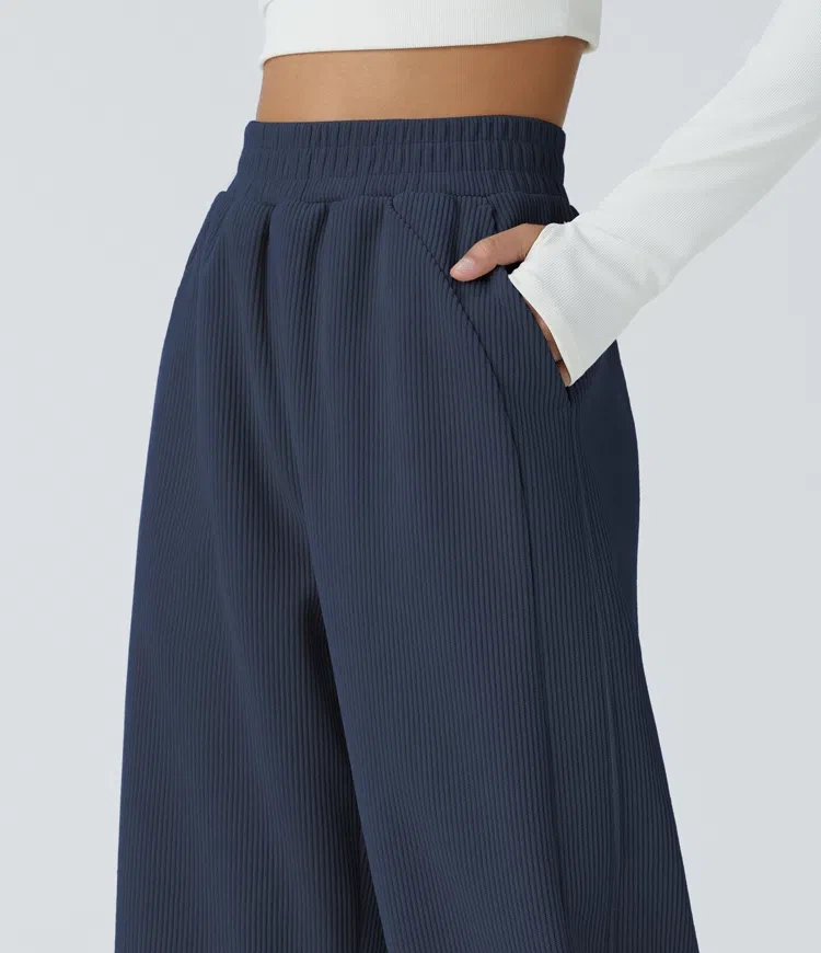 Halara High-Waisted Corduroy Trousers - Medium-New with tags 🏷️