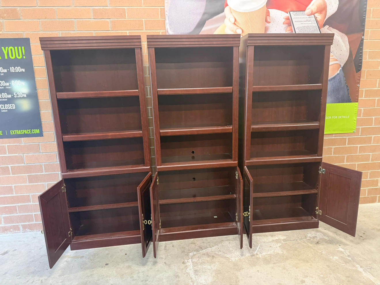Set of 3 Bookcases with Lower Cabinets - photo 2