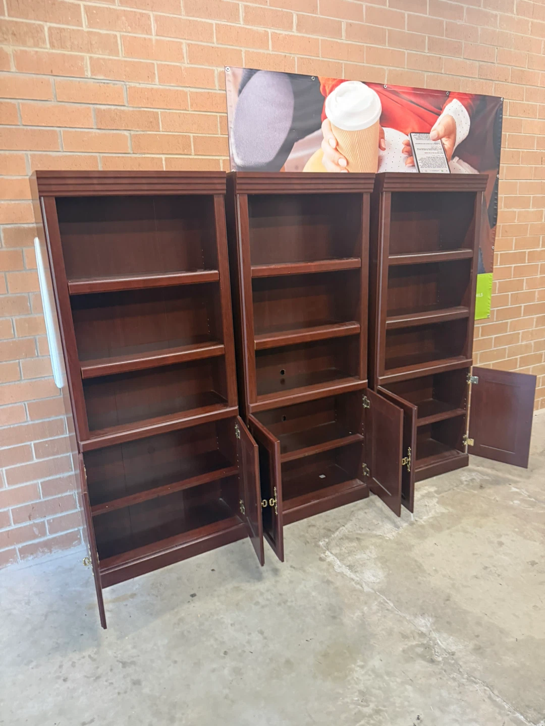 Set of 3 Bookcases with Lower Cabinets - photo 4