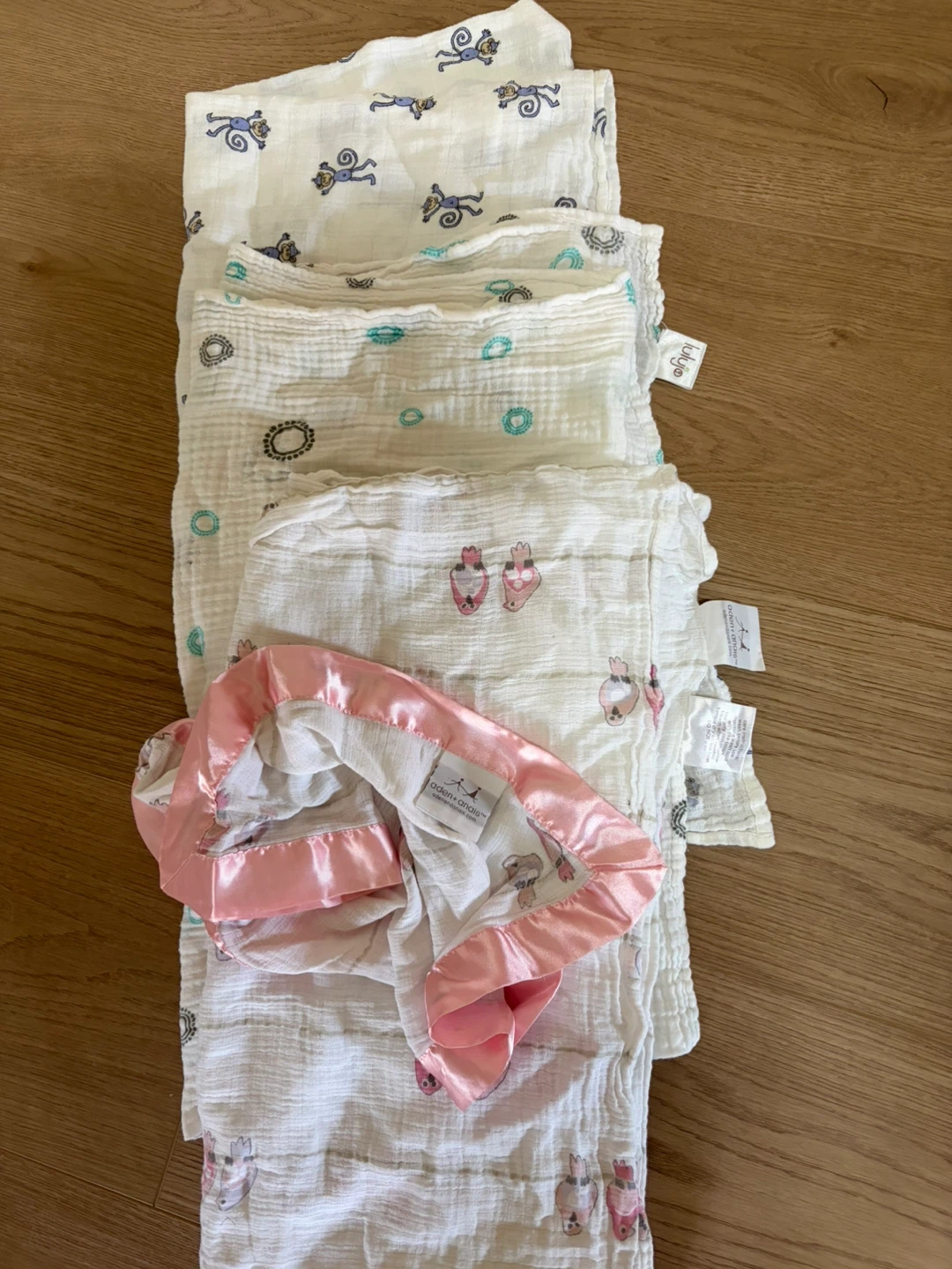 Lot of Aden + Anais & luluj Muslin Swaddle Blankets
