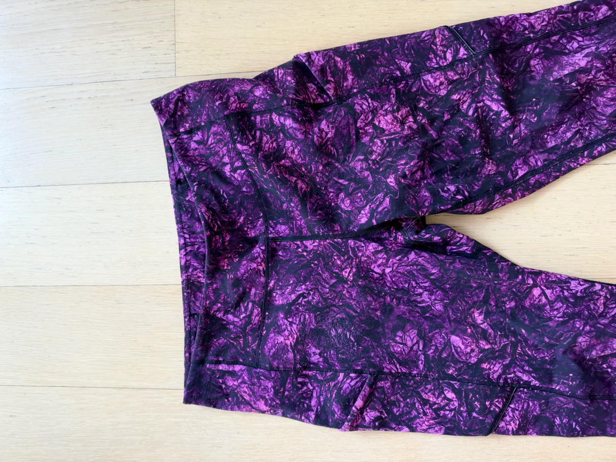 Lululemon leggings size 8 Thick fabric side deep pocket - photo 5