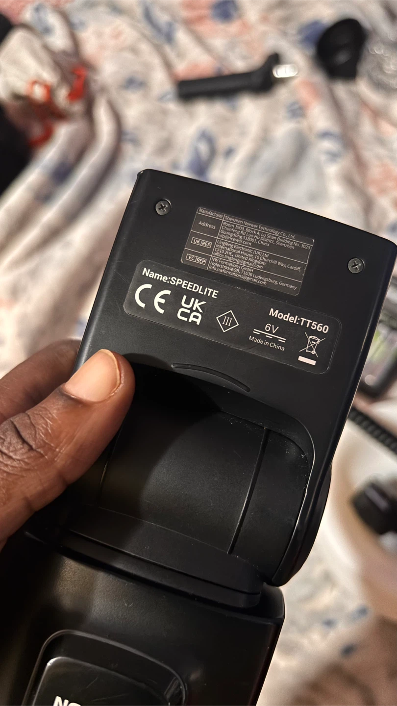 Neewer TT560 Speedlite Flash and Accessories - photo 4