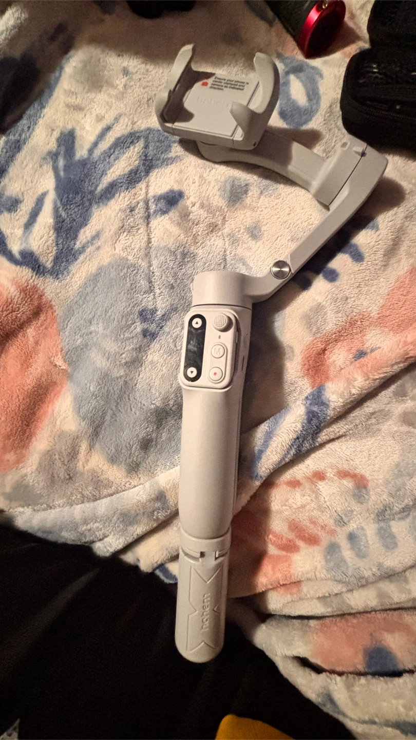 Hohem Smartphone Gimbal and Lighting Kit - photo 3