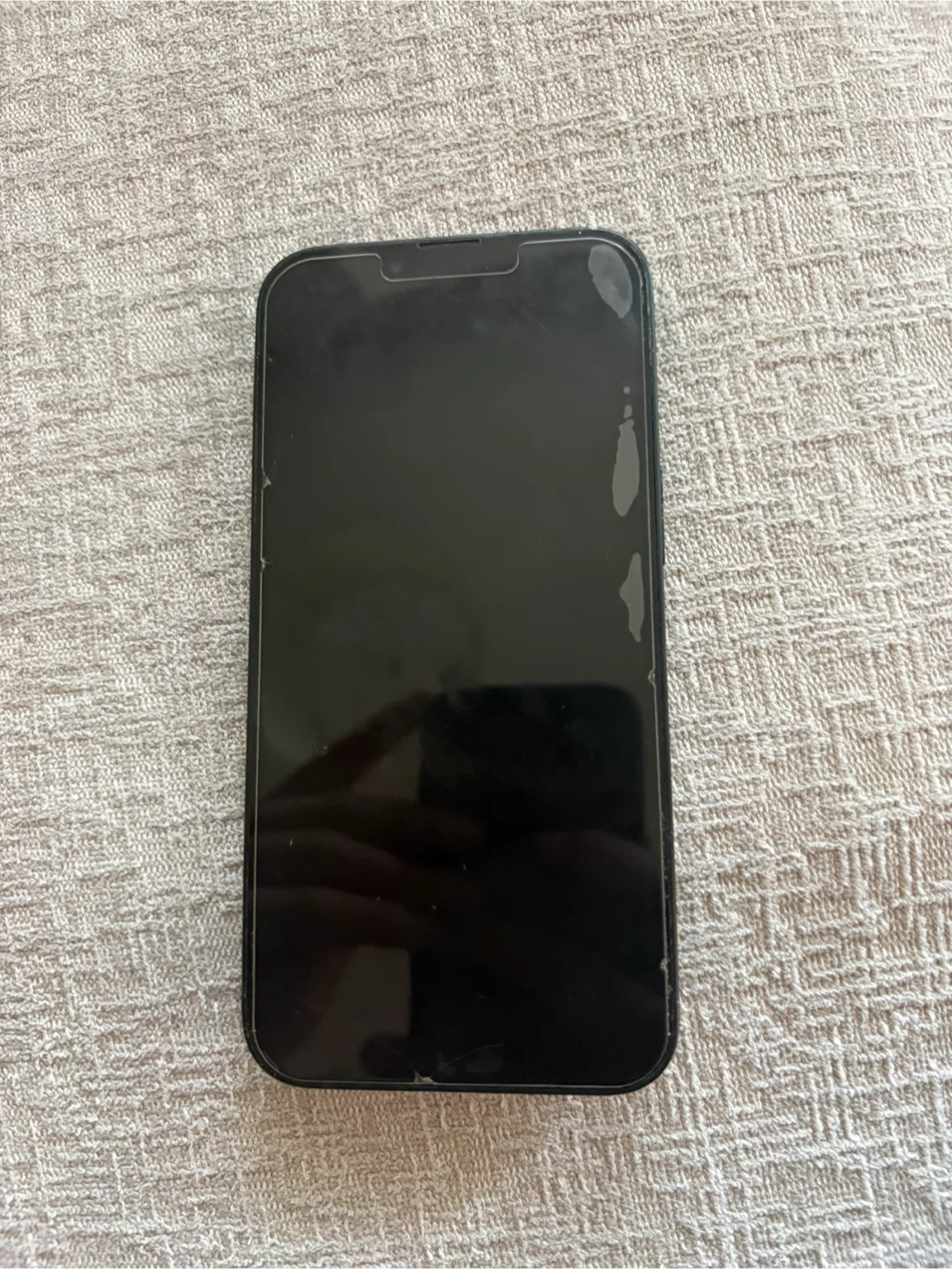 Black iPhone 13 - photo 2