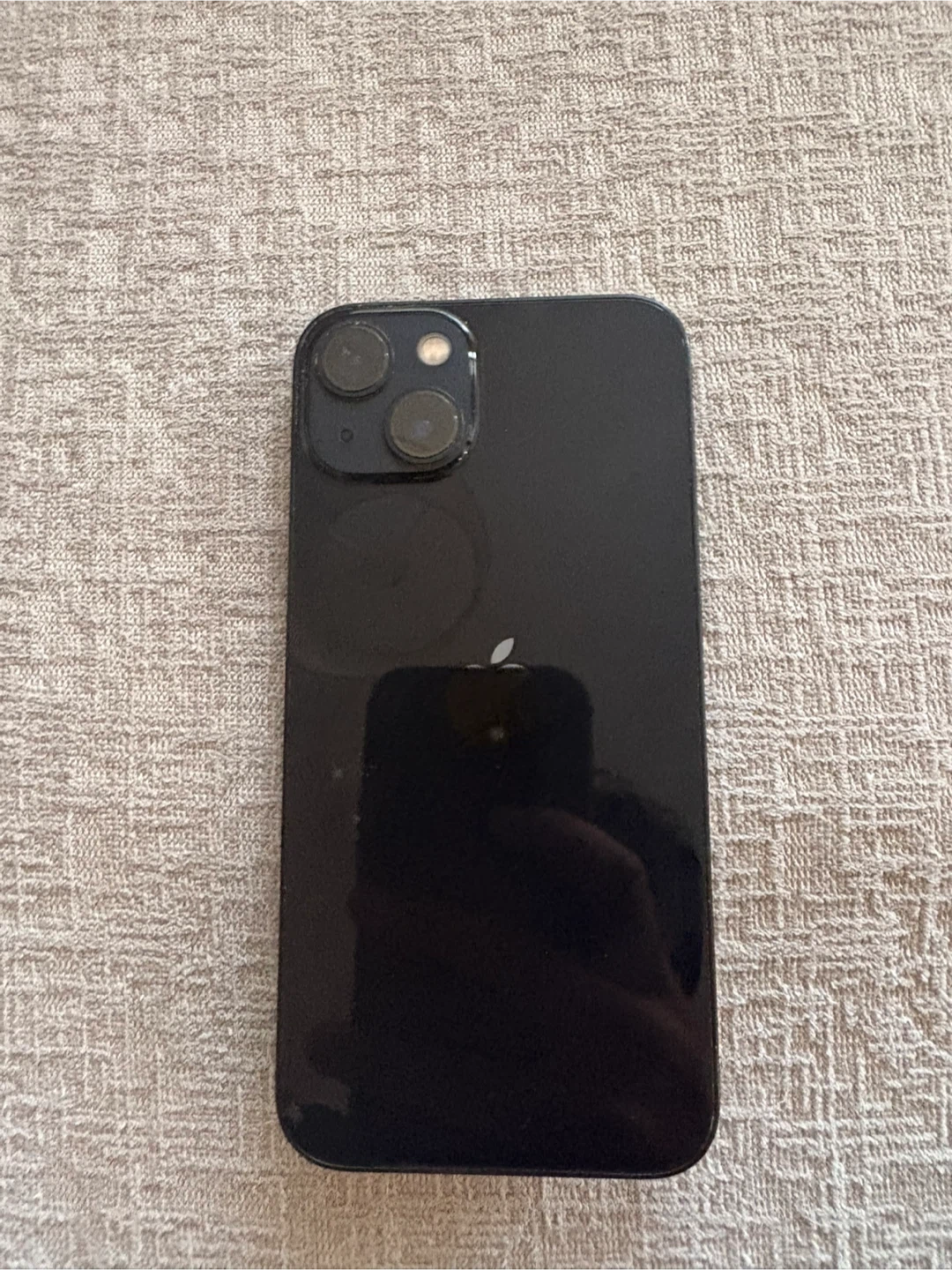 Black iPhone 13 - photo 3