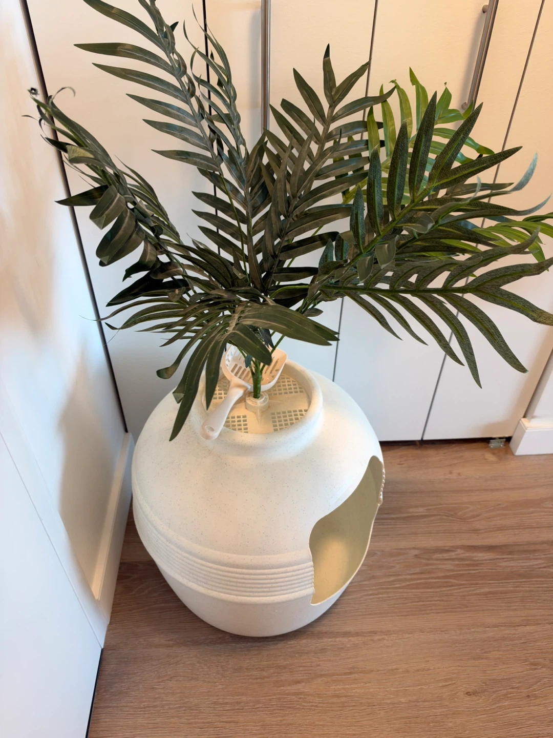 Cat Litter Box with decorative faux Planter - photo 3