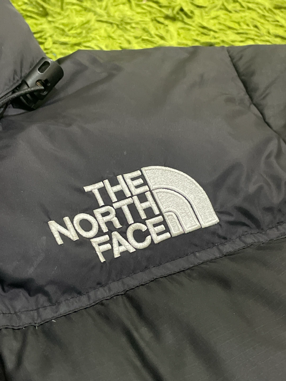 The North Face Retro Nuptse Puffer Jacket - Black - photo 2