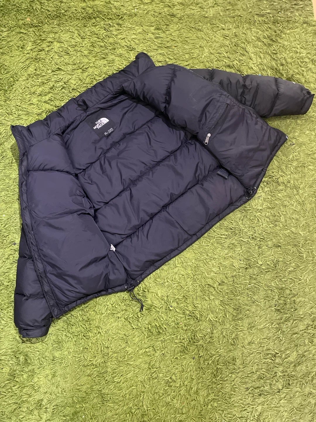 The North Face Retro Nuptse Puffer Jacket - Black - photo 3