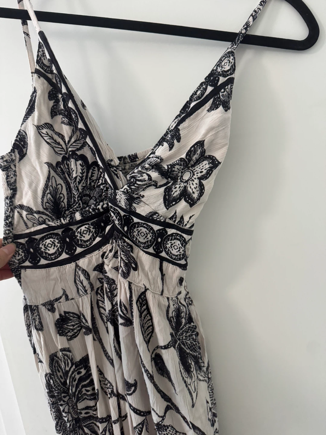 Angie Floral Jumpsuit - Size Small - photo 4