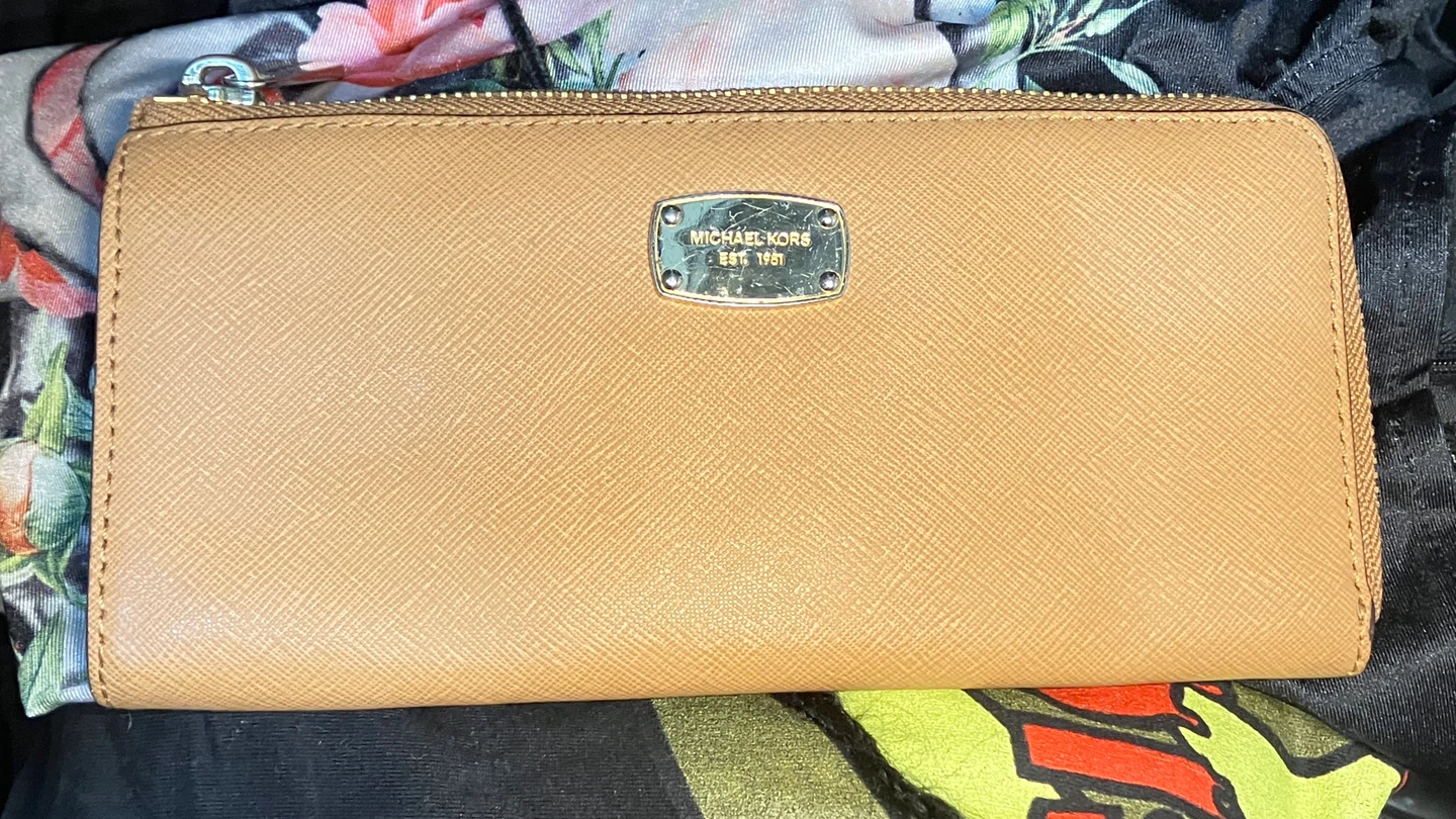 Michael Kors Tan Zip-Around Wallet - photo 2