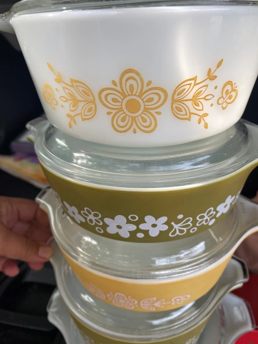 Vintage Pyrex Nesting Casserole Bowls - photo 3