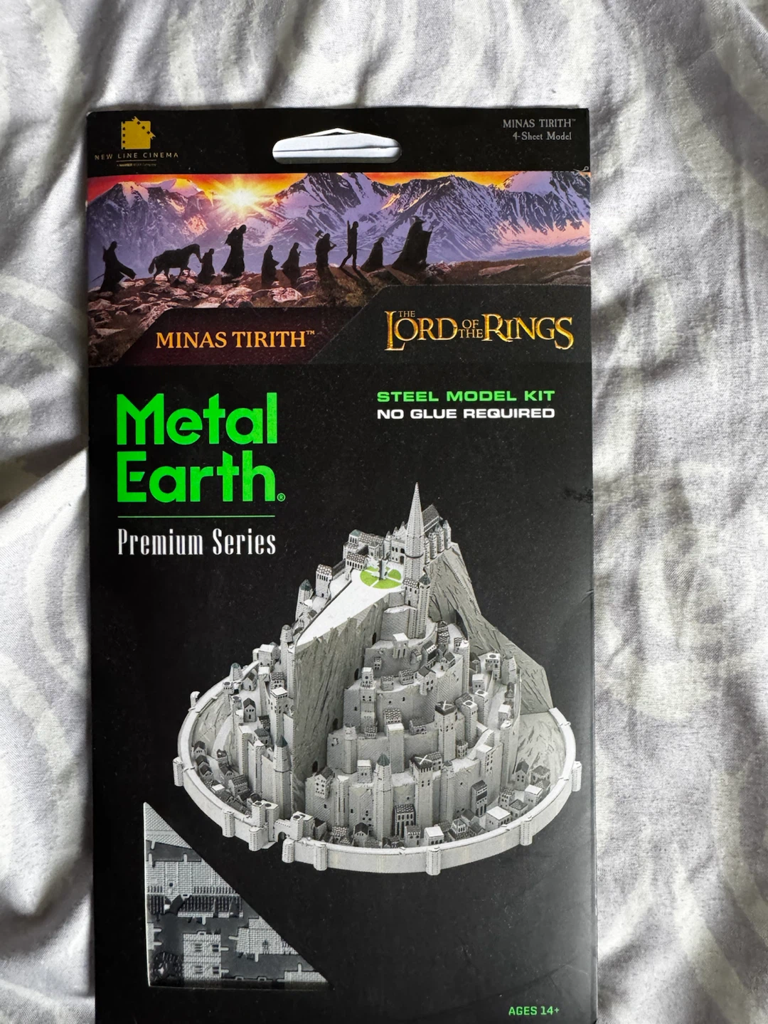 Metal Earth Premium Series Lord of The Rings - photo 2