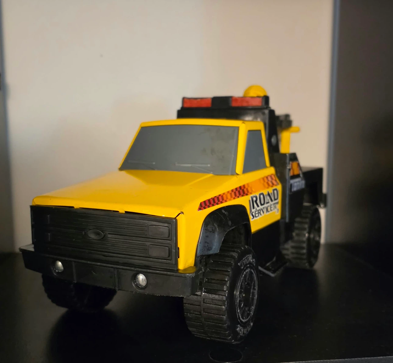 Tonka Road Service Tow Truck - - photo 5