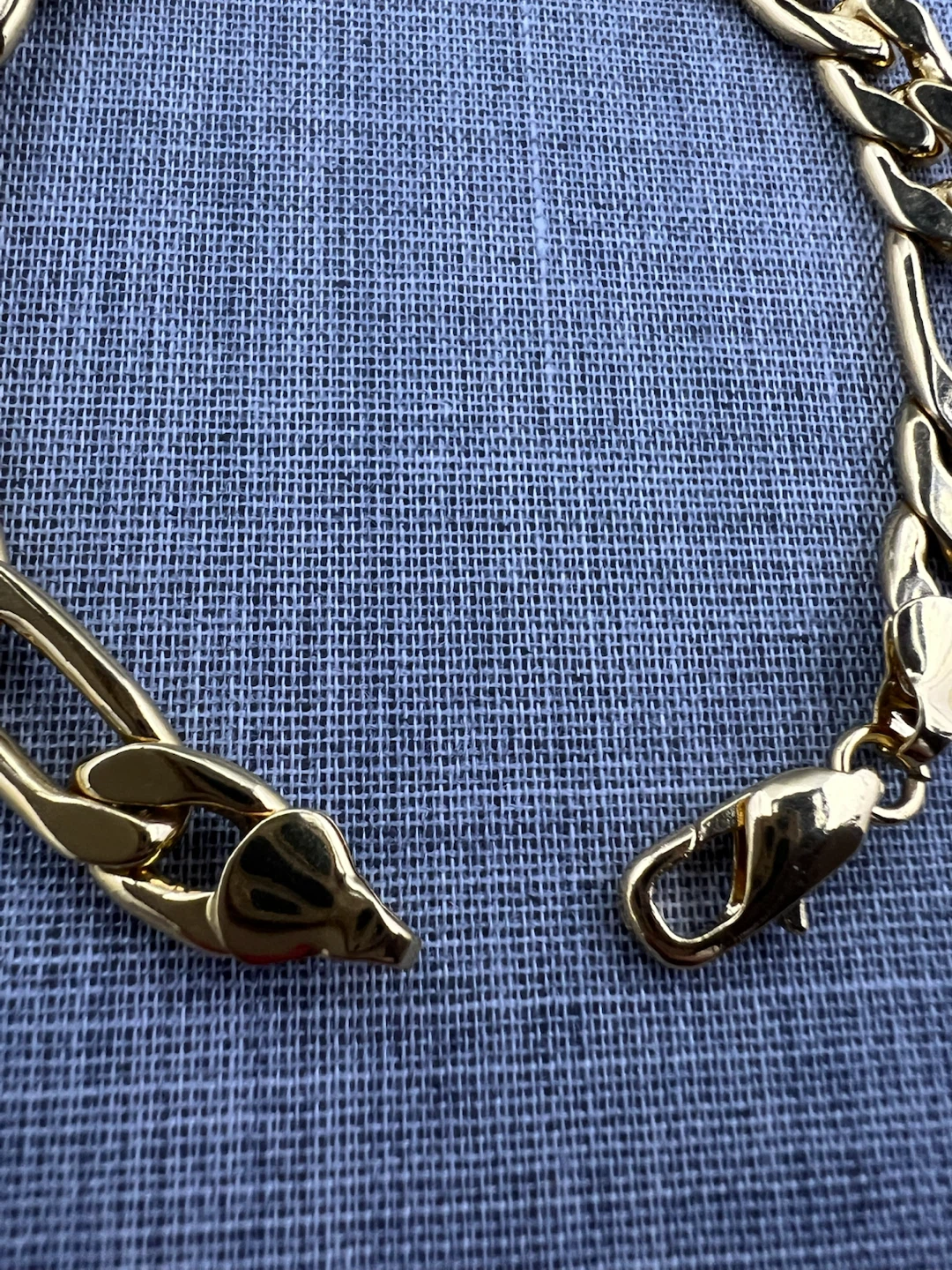 Classic Gold Tone Figaro Link Bracelet - photo 3