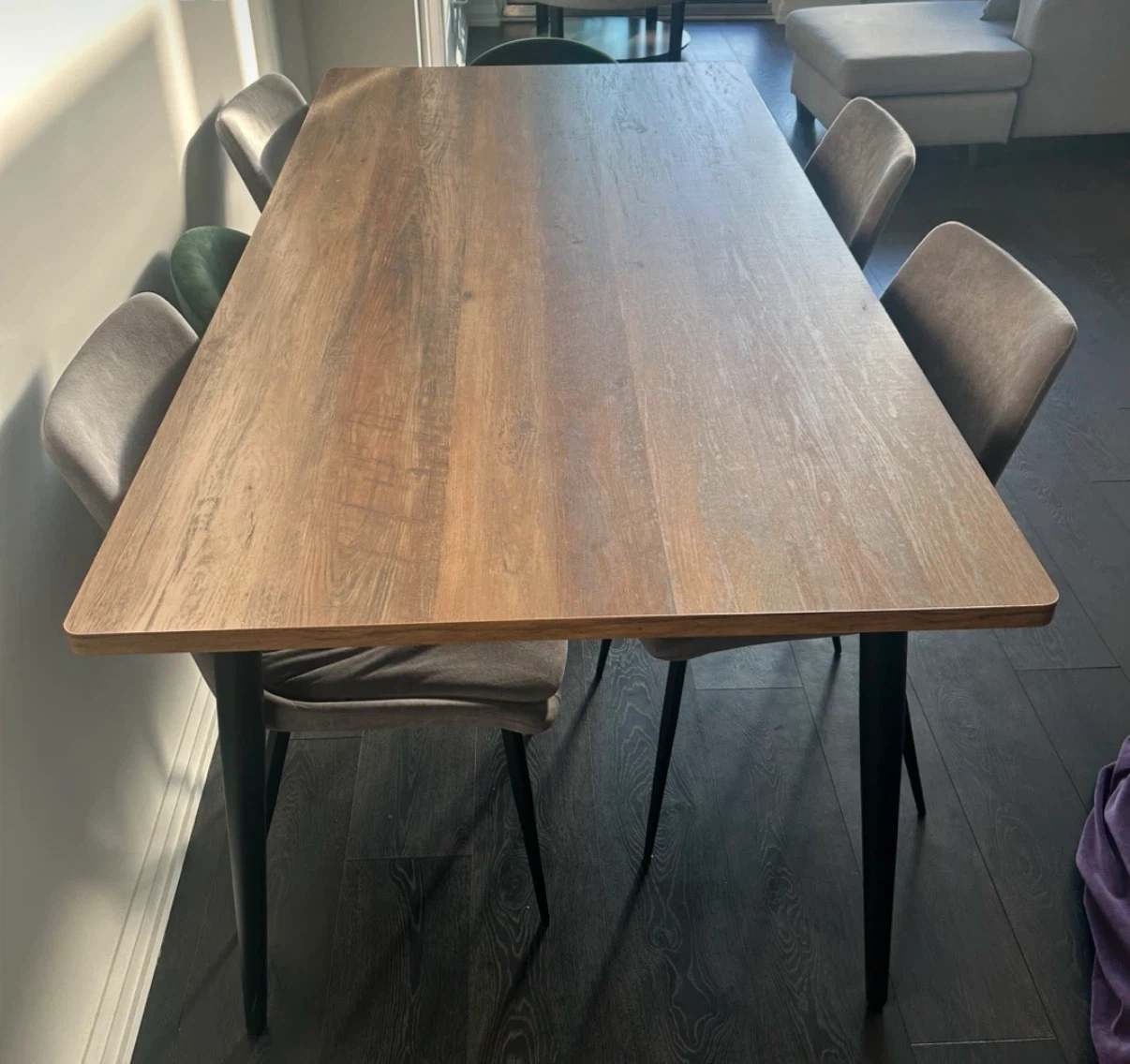 STRUCTUBE table and chairs