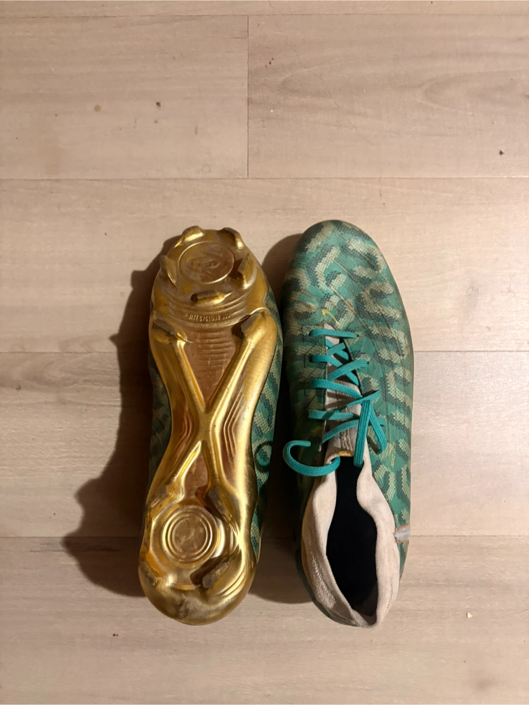 Nike Soccer Cleats (Customs) - photo 3