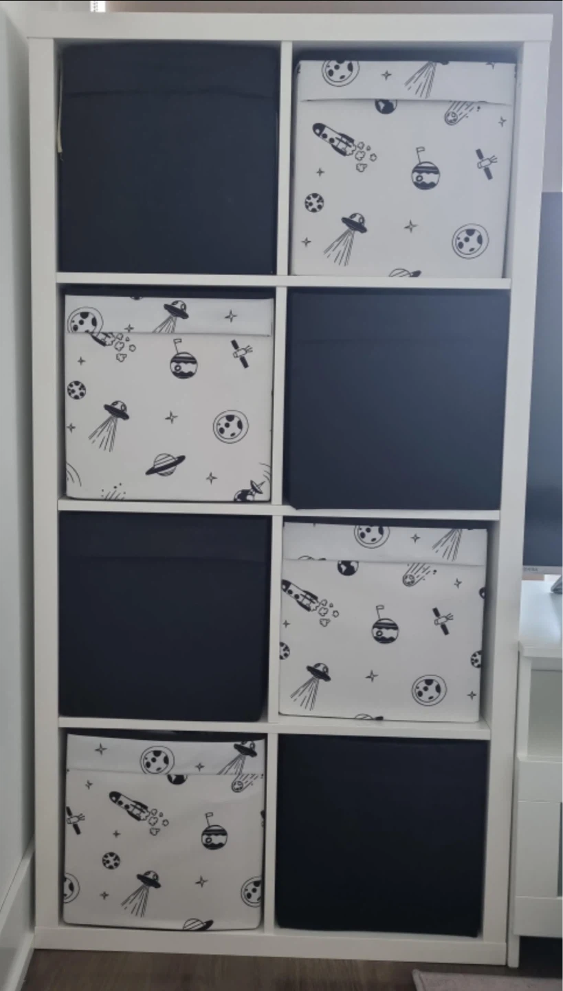 White Cube Storage Unit with Storage Bins