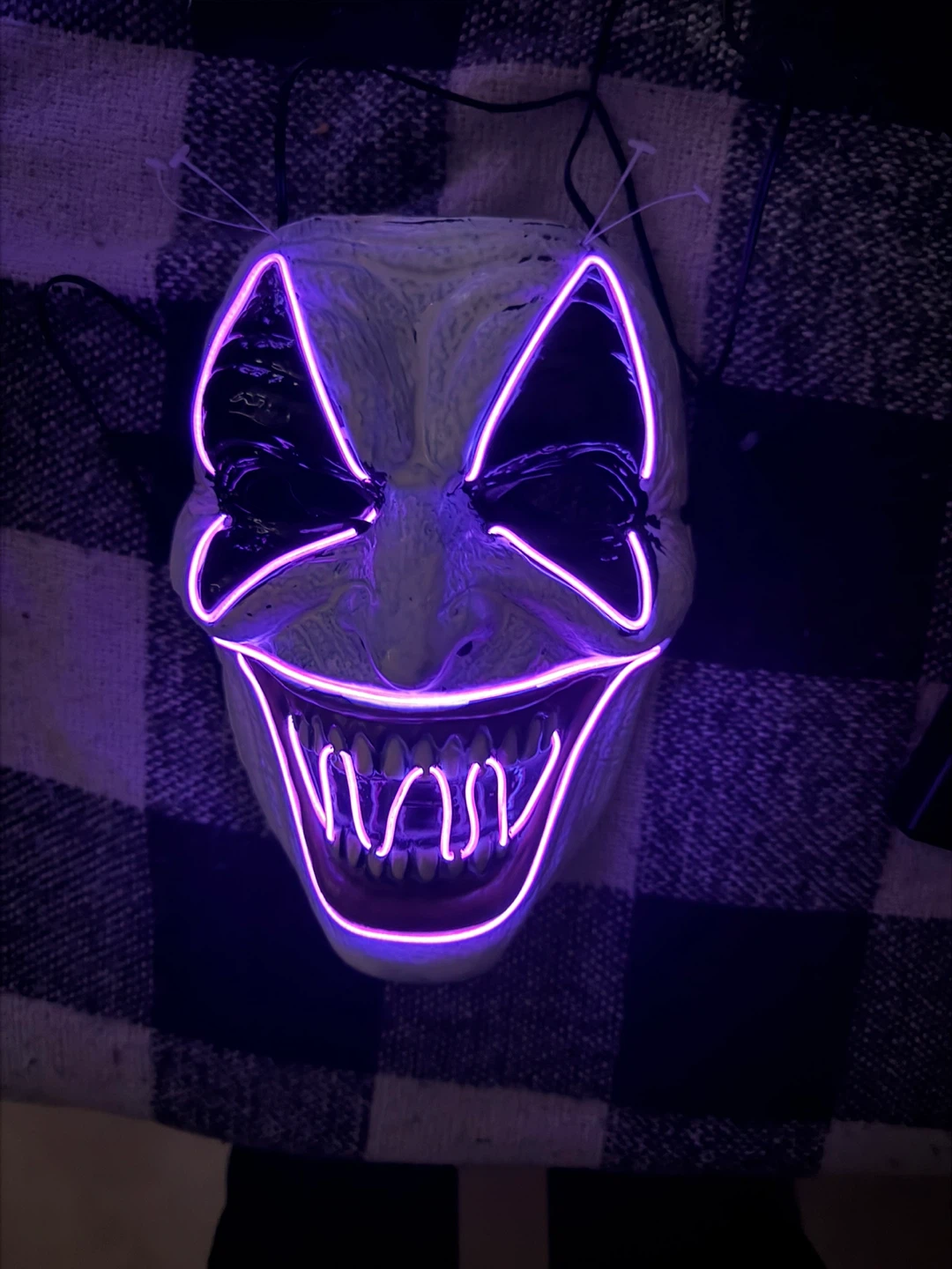 Set of 2 LED Clown Masks - photo 3