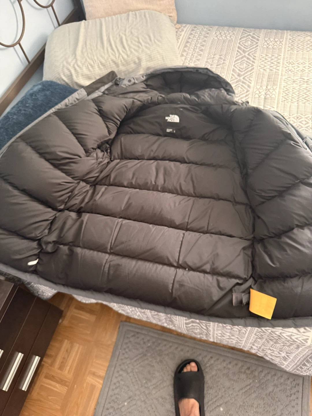 The North Face Men's Puffer Jacket - Grey - Size Medium