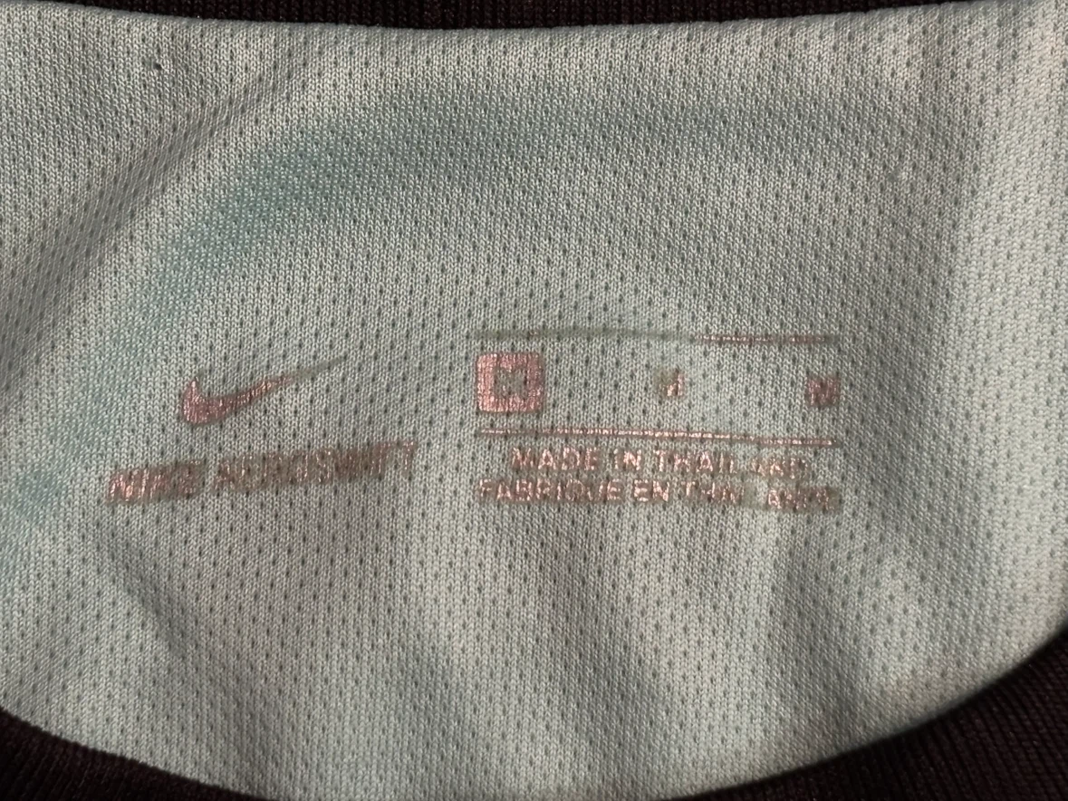Liverpool FC Nike Soccer Jersey - photo 5