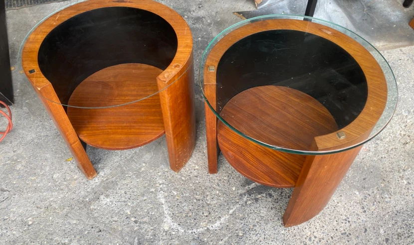 Set of two vintage round wooden side tables - photo 3