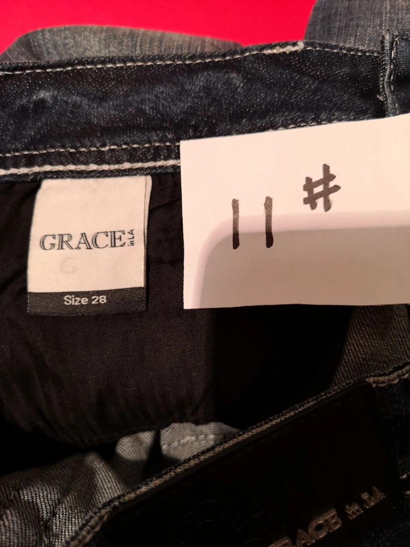Grace in LA Jeans Size 28 - photo 3