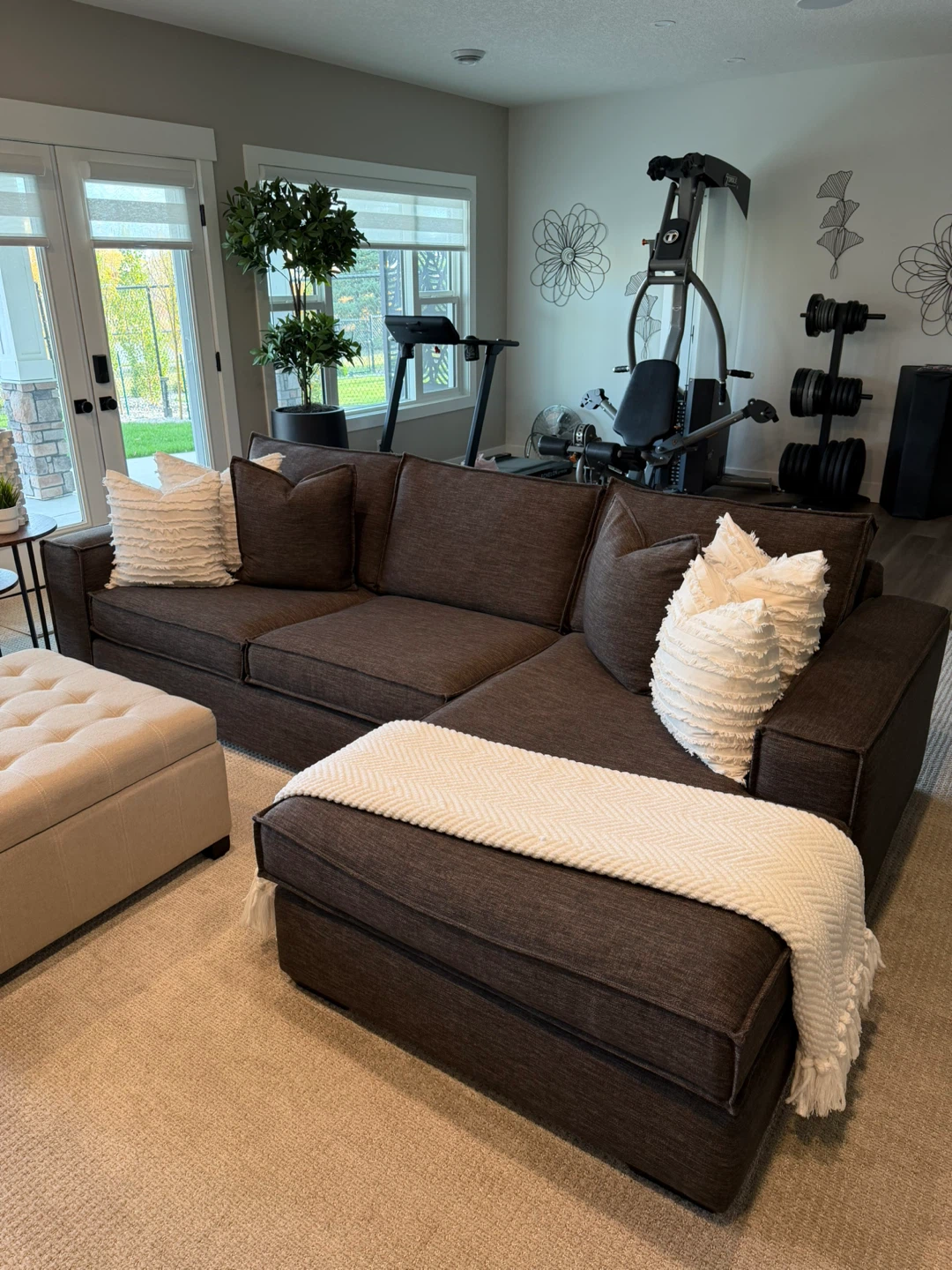 Sofa with chaise