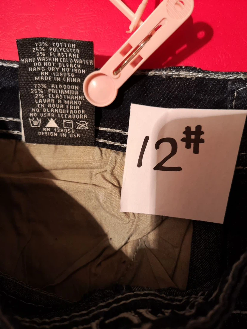 Grace Jeans Size 28 - photo 4
