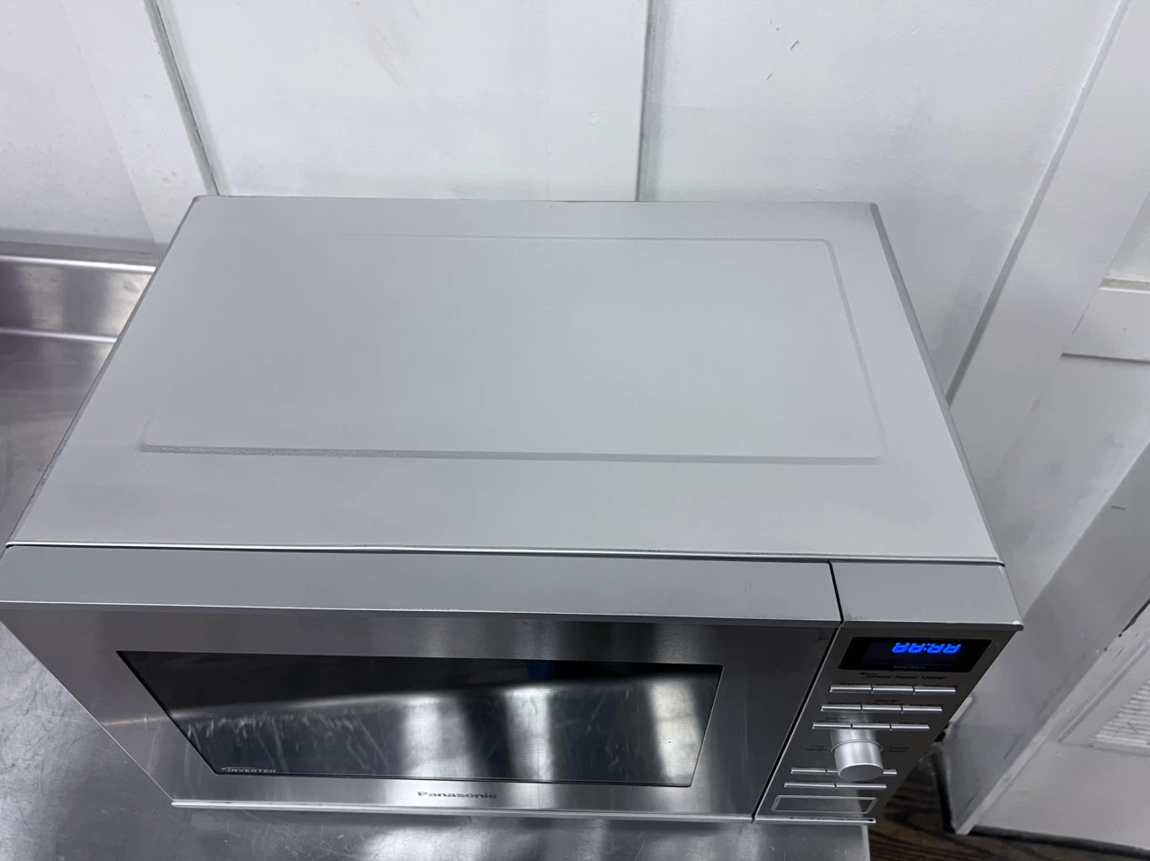 Panasonic The Genius Sensor 1200W Microwave - photo 4