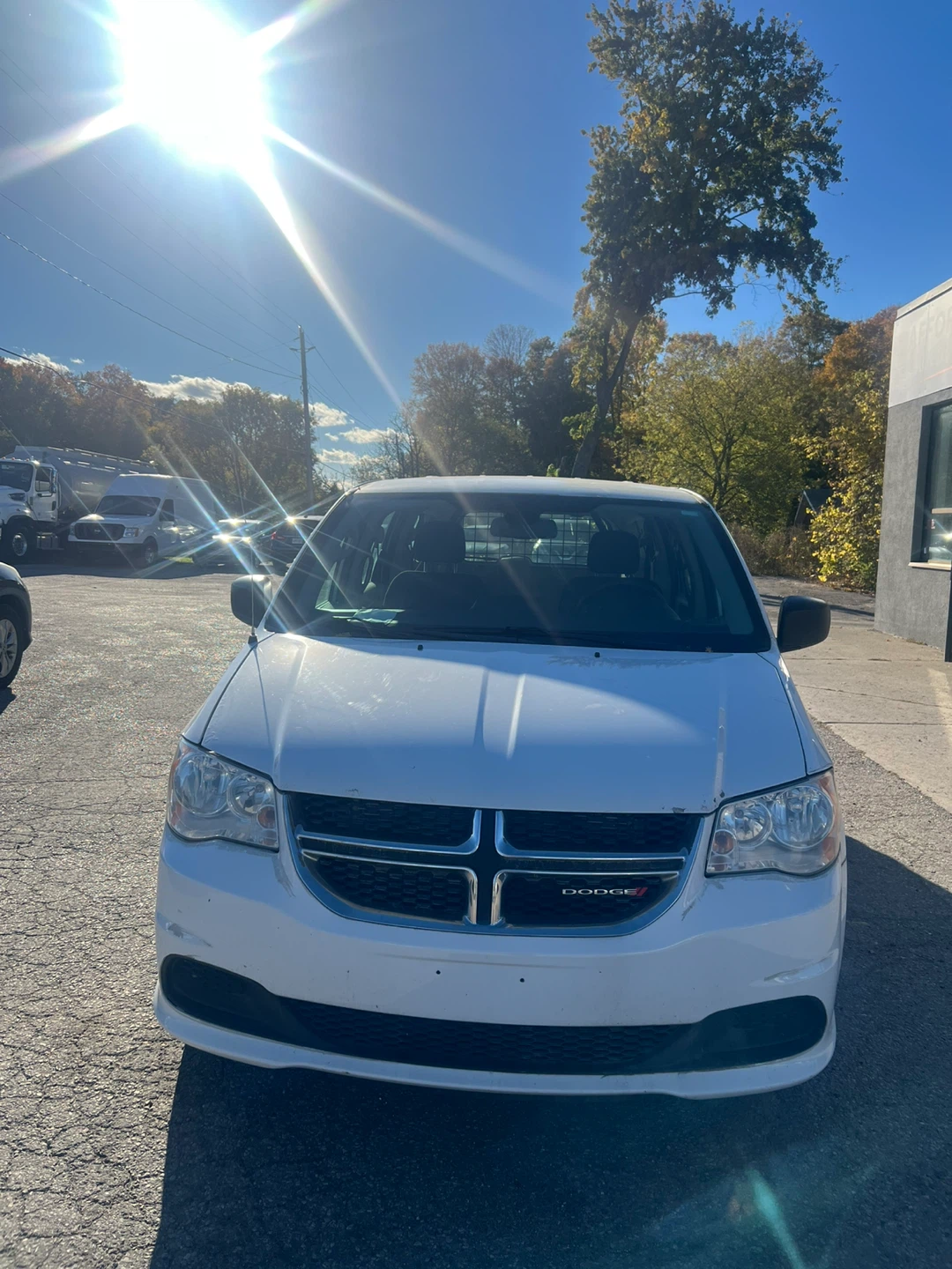 2019 White Dodge Grand Caravan Minivan