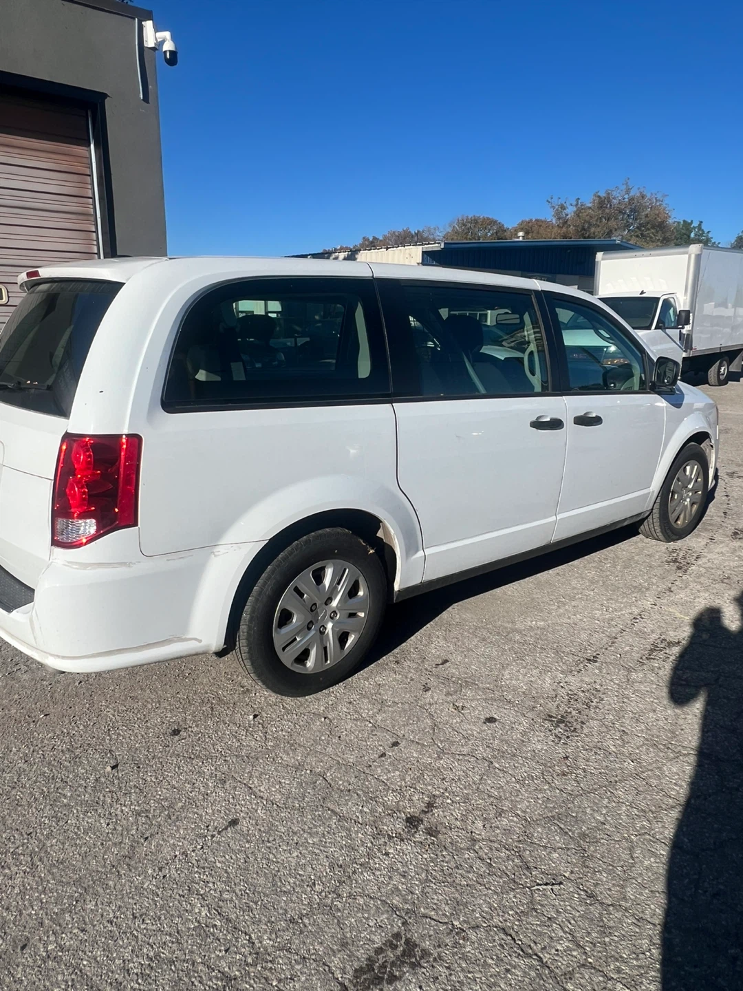 2019 White Dodge Grand Caravan Minivan - photo 5