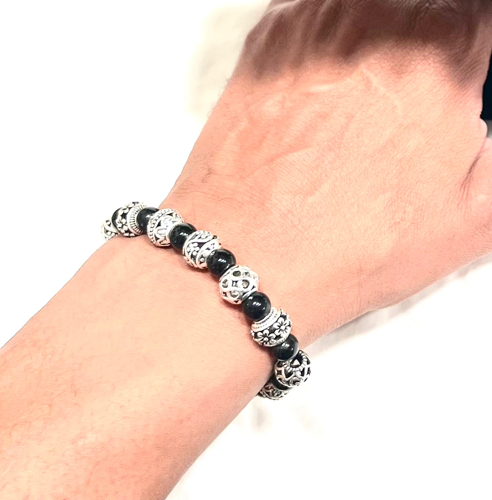 Black Ónix Beaded and Silver-Tone Tibetan Patterned Bracelet - photo 2