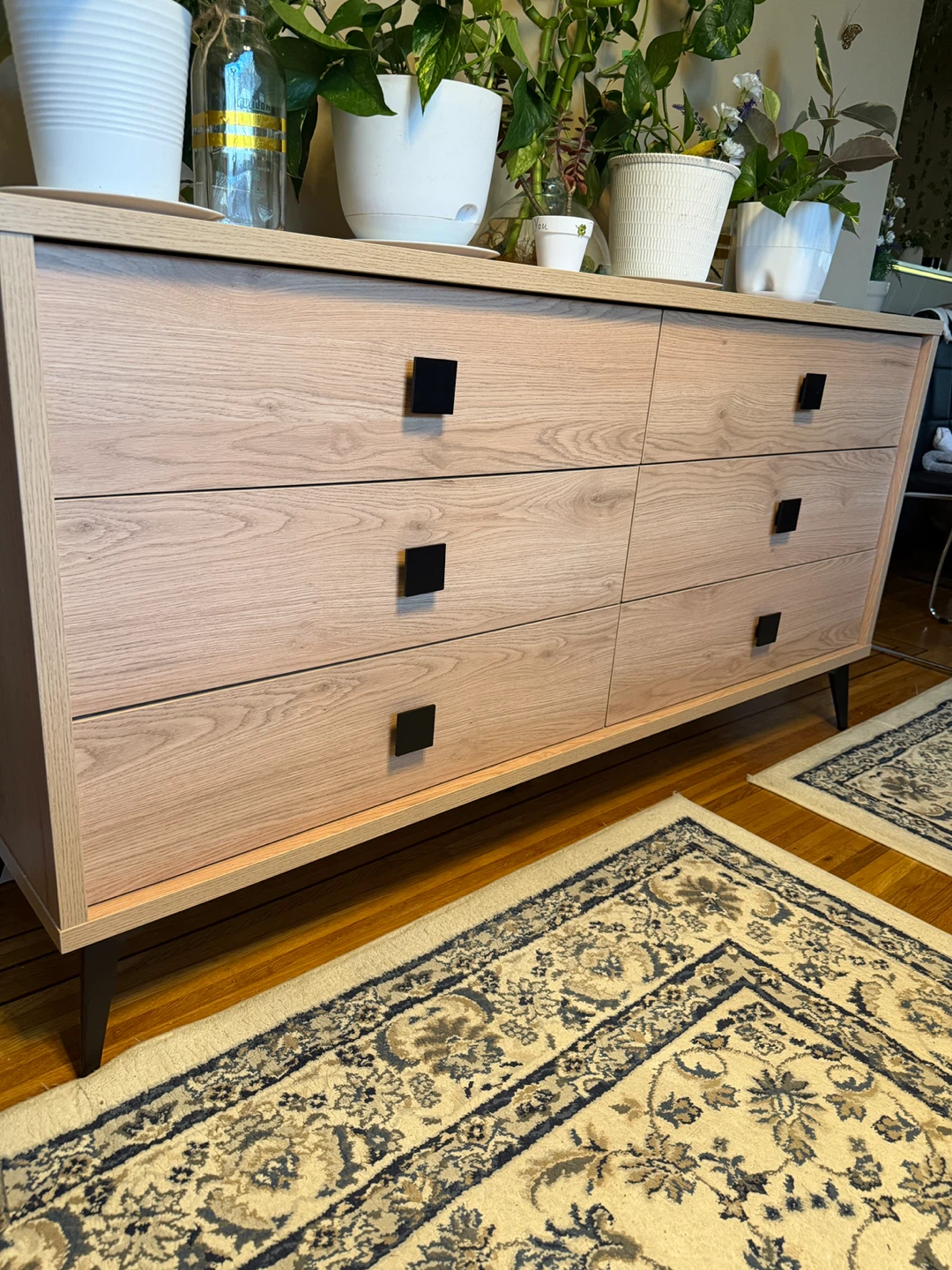 Modern Light Oak Finish 6-Drawer Dresser