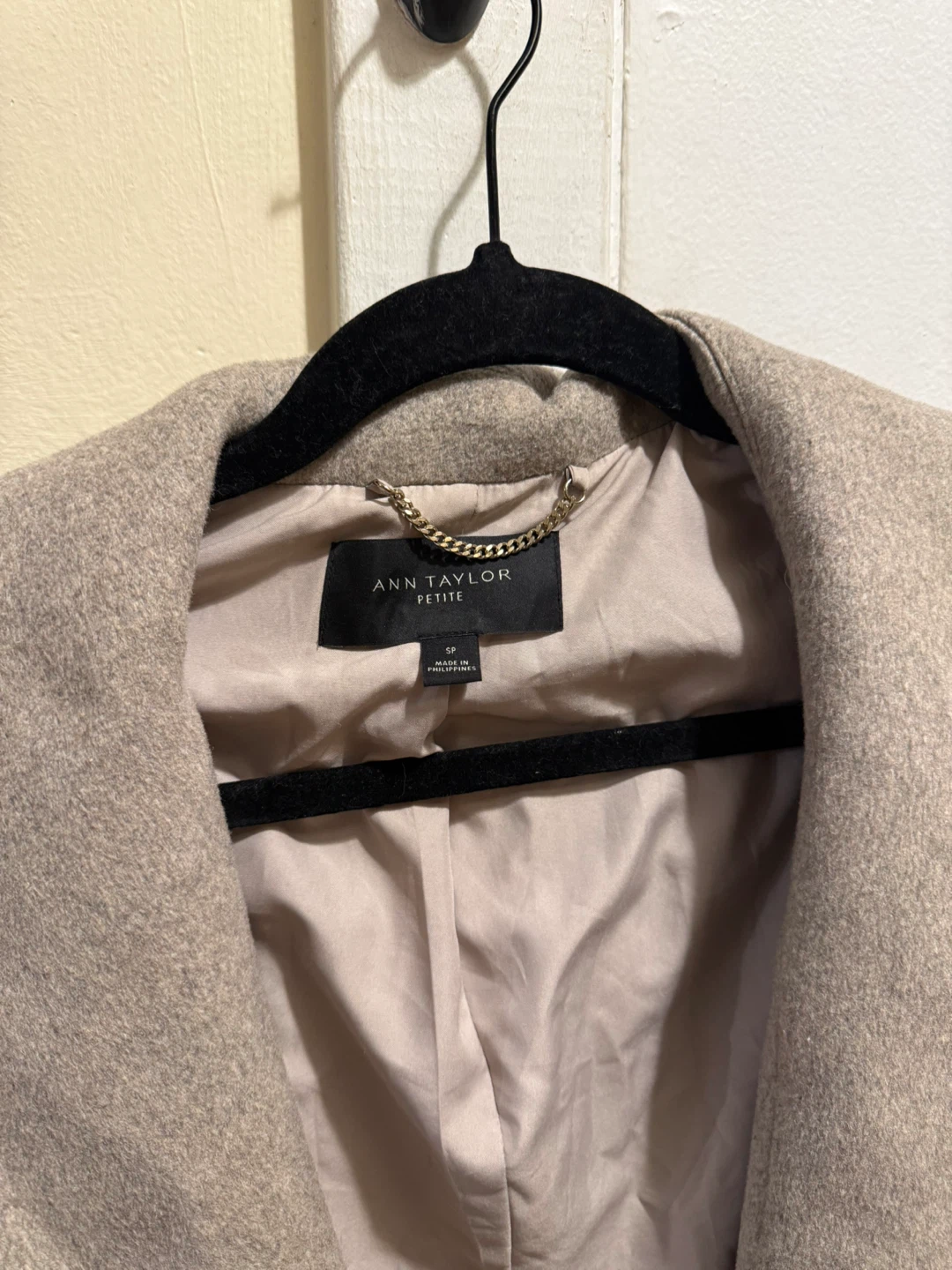 Ann Taylor Petite Beige Coat Size SP - photo 2