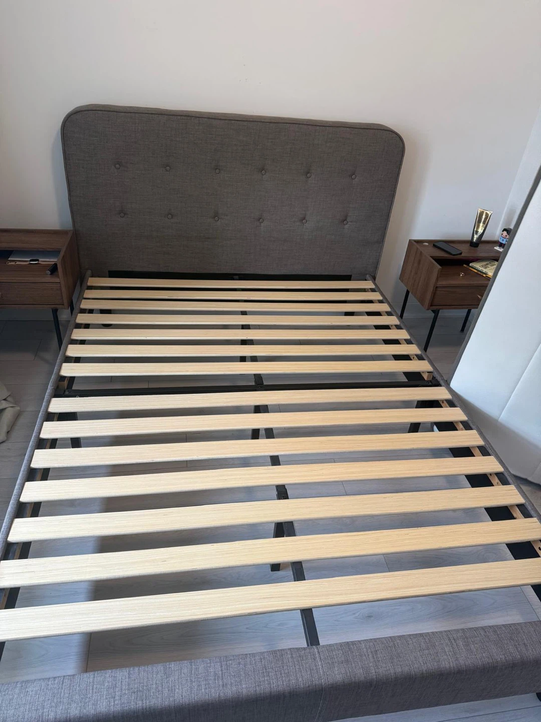 Grey Upholstered Queen Bed Frame and Mattress - photo 4