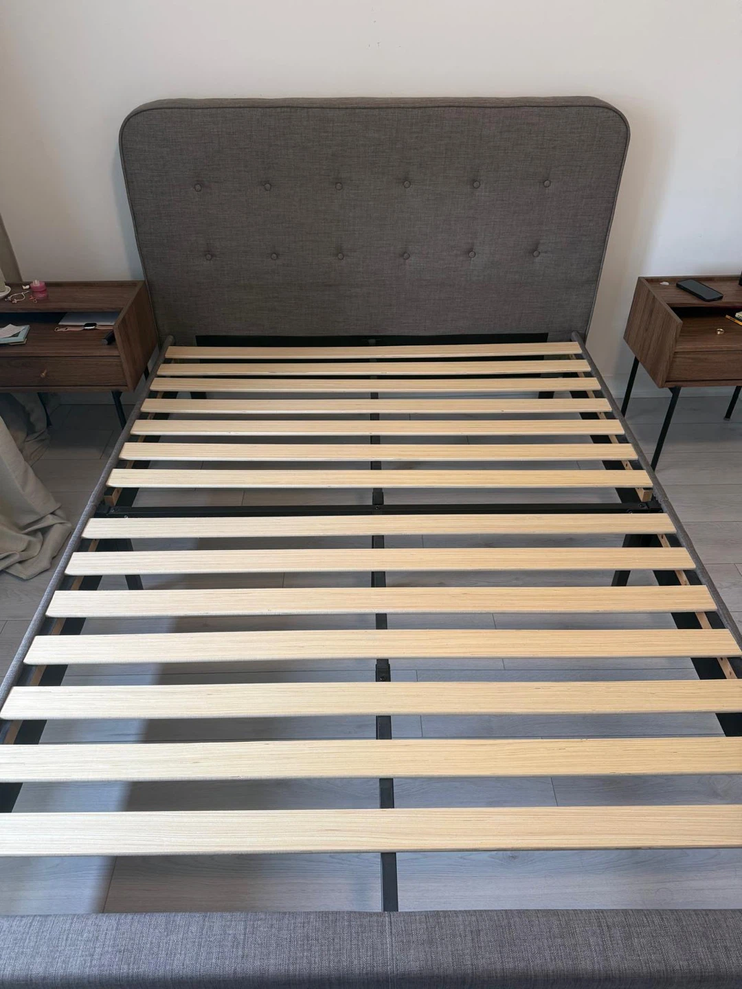 Grey Upholstered Queen Bed Frame and Mattress - photo 5