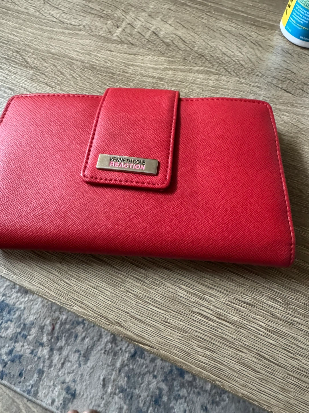 Kenneth Cole Reaction Red Wallet