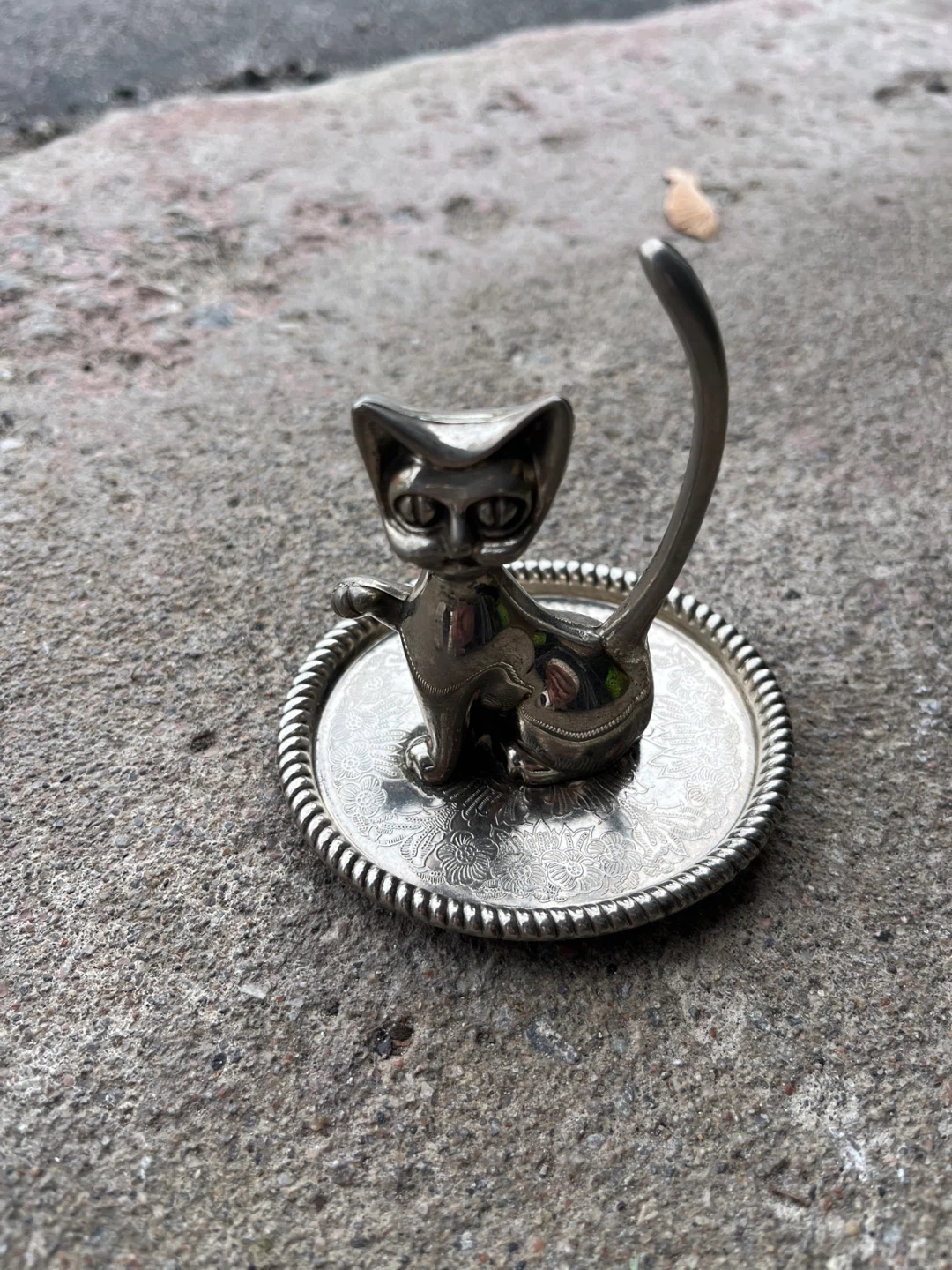 Silver Plated Cat Ring Holder