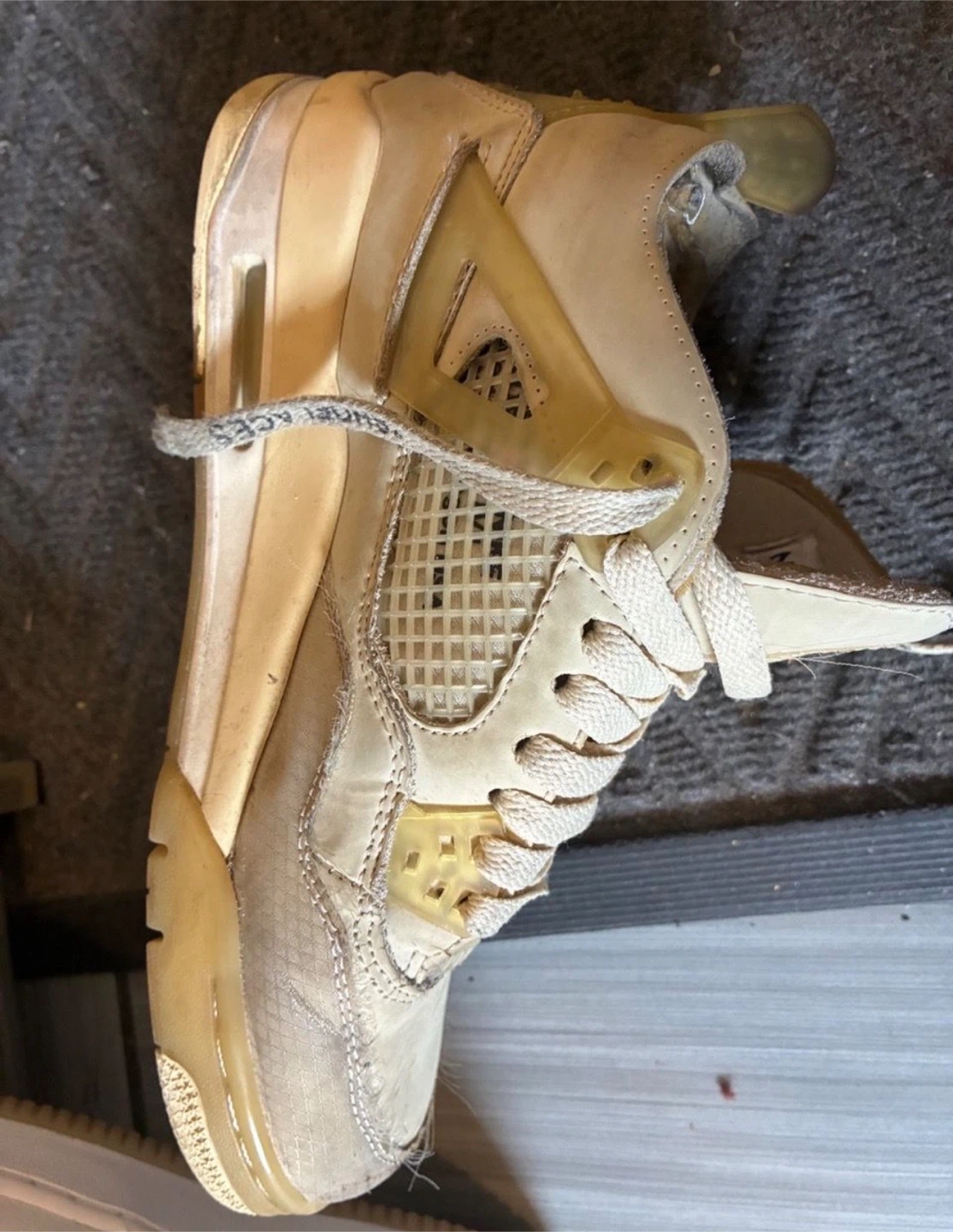Nike Air Jordan 4 Off-White Sail