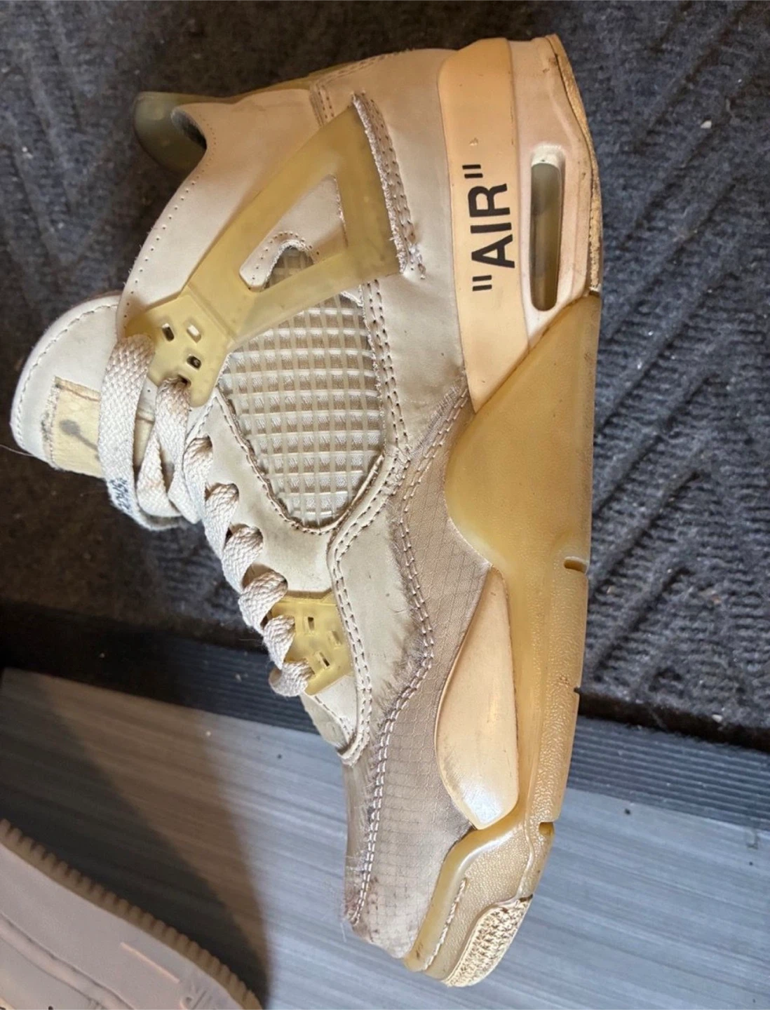 Nike Air Jordan 4 Off-White Sail - photo 2