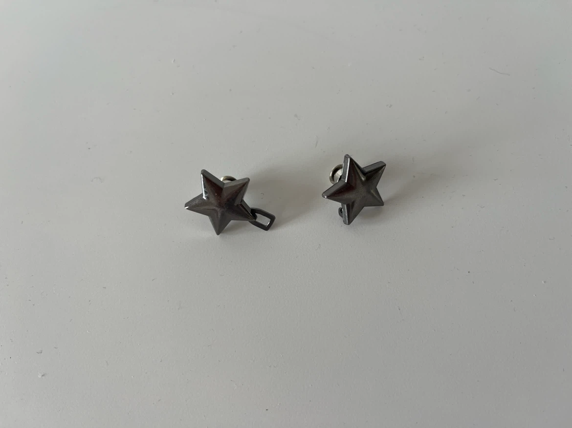 Star pants clips
