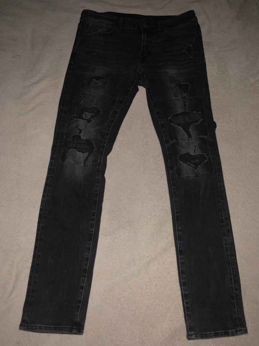 American Eagle Black Distressed Jeans