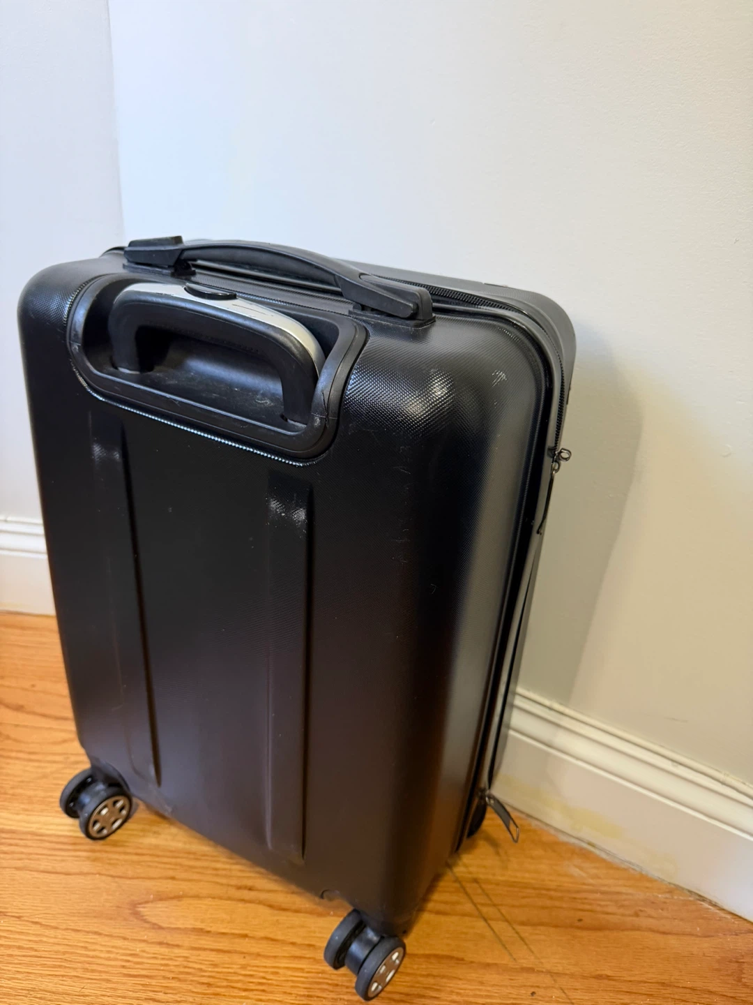 Black Hardside Carry-On Suitcase