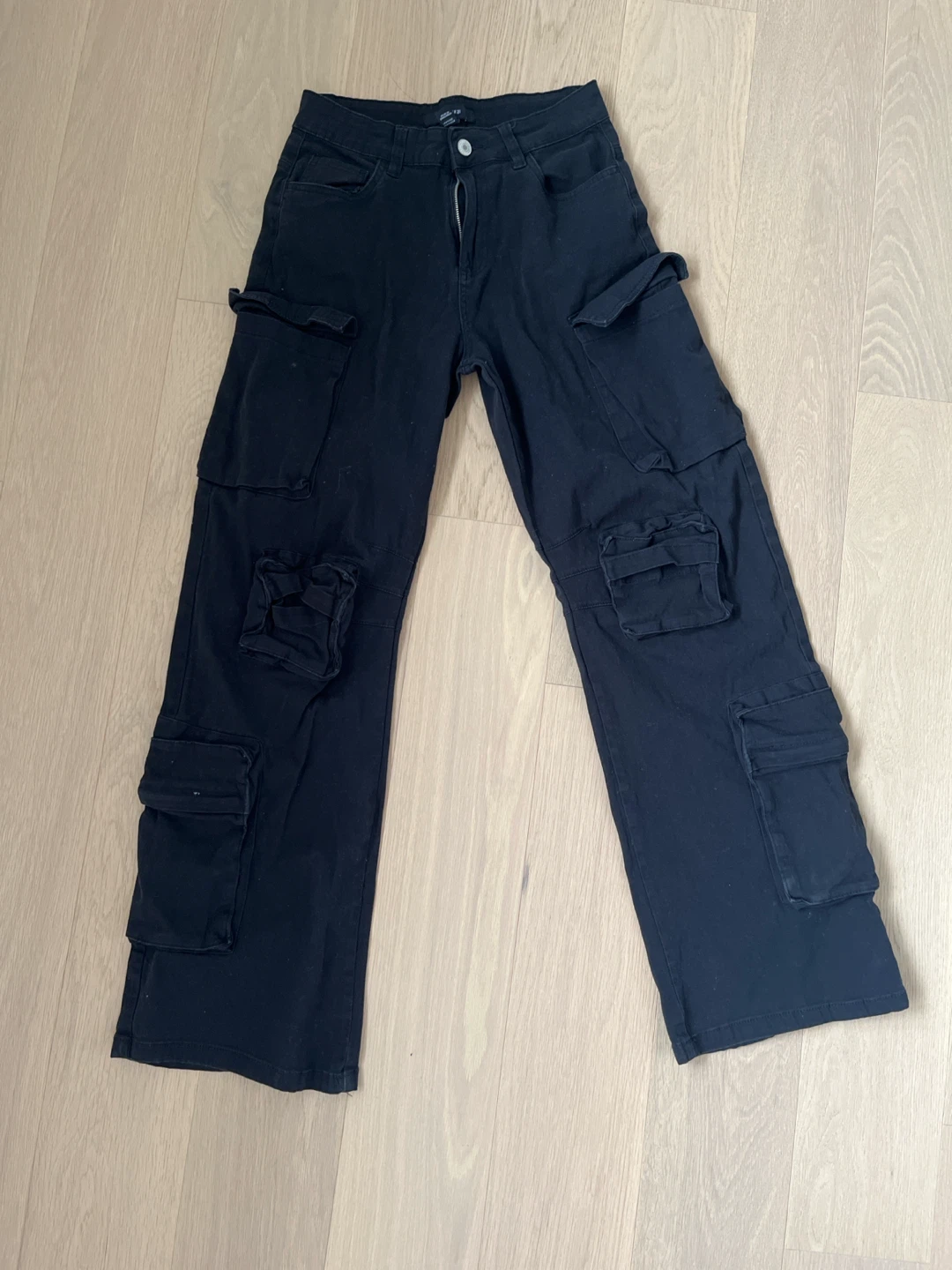 Black cargo jeans