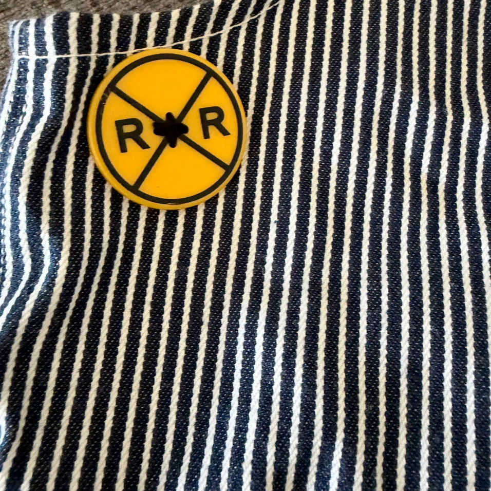 Melissa & Doug Kids Railroad Engineer Costume Apron - photo 4