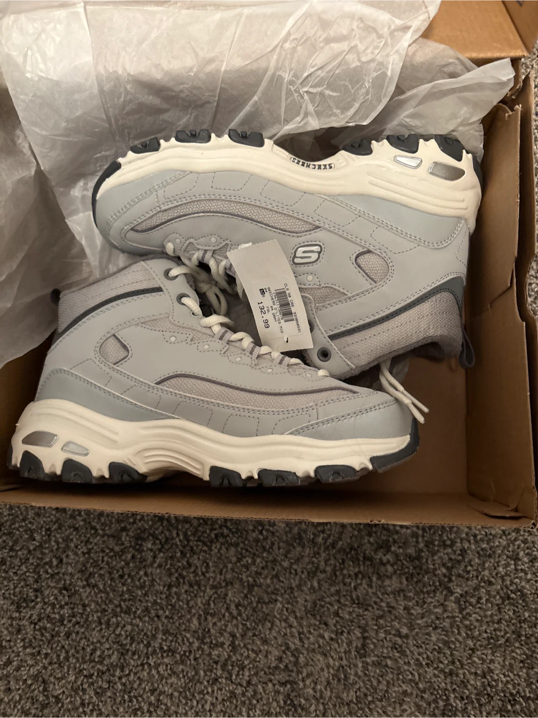 New Skechers D'Lites Cozy Classic Boots - Women's Size 6 - photo 3