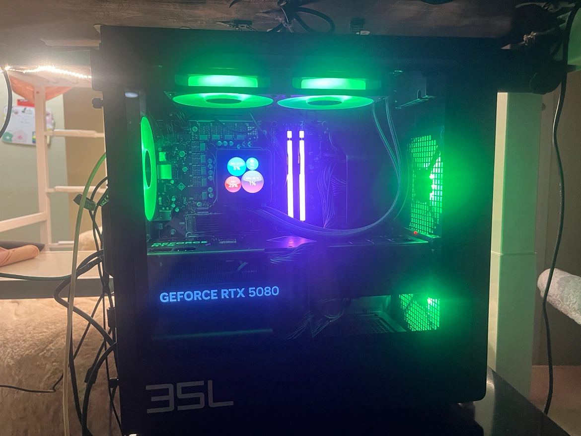 HP Omen 35L Gaming Desktop i7-14700F RTX 5080