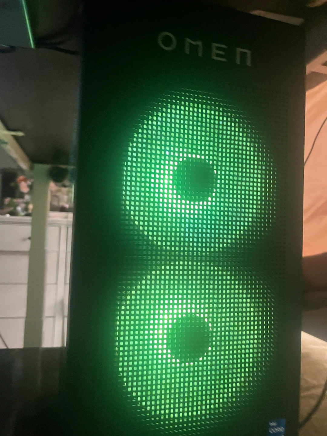 HP Omen 35L Gaming Desktop i7-14700F RTX 5080 - photo 5
