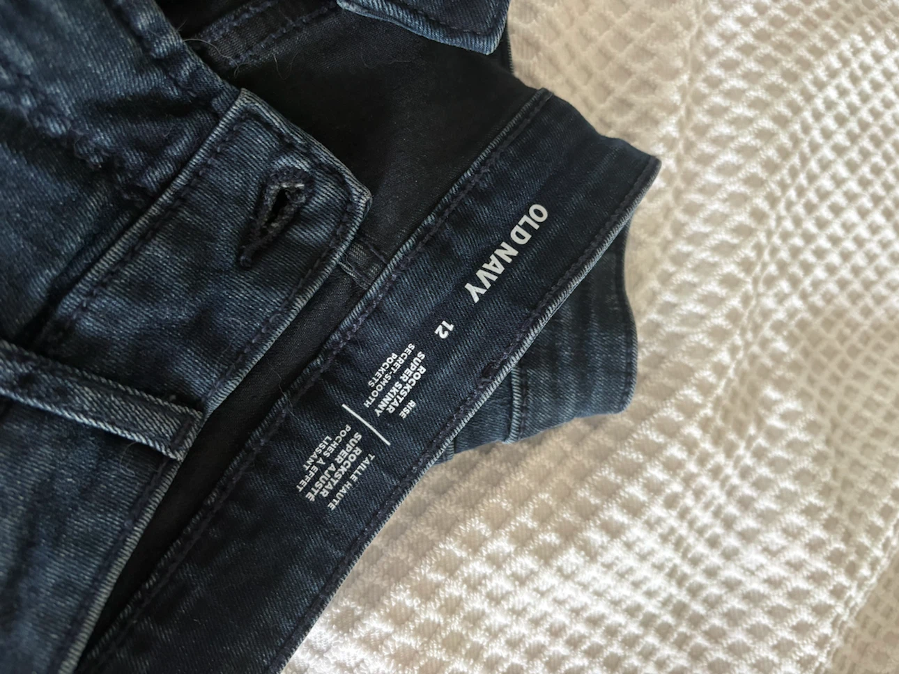 Old Navy Rockstar Super Skinny Jeans fits like a 10 - photo 2